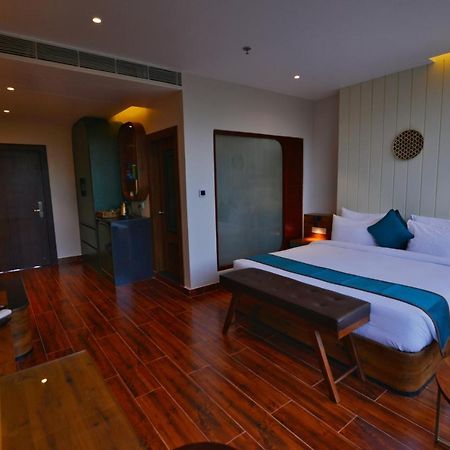 The Convoy Hotel Dibrugarh Ngoại thất bức ảnh