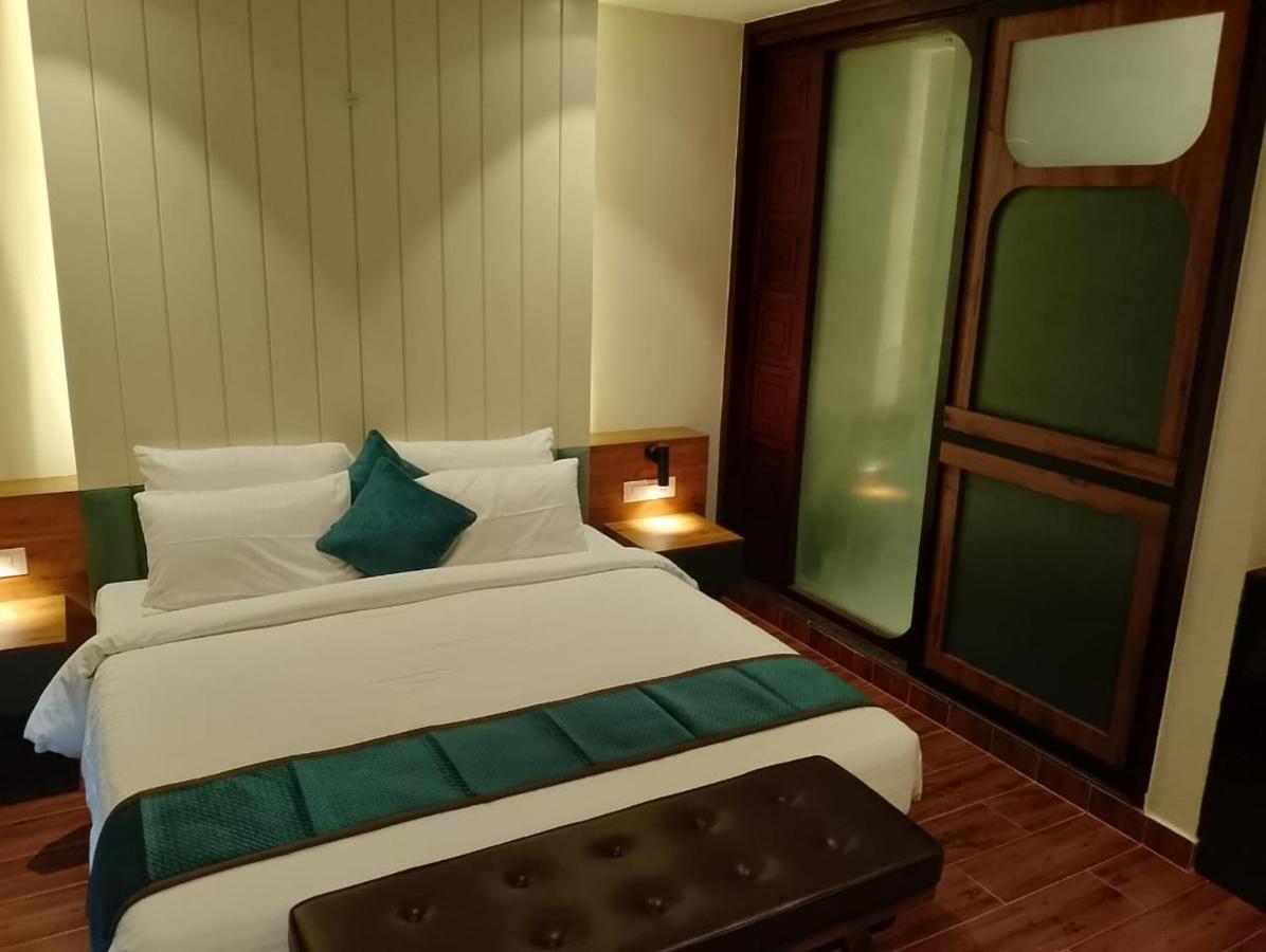 The Convoy Hotel Dibrugarh Ngoại thất bức ảnh
