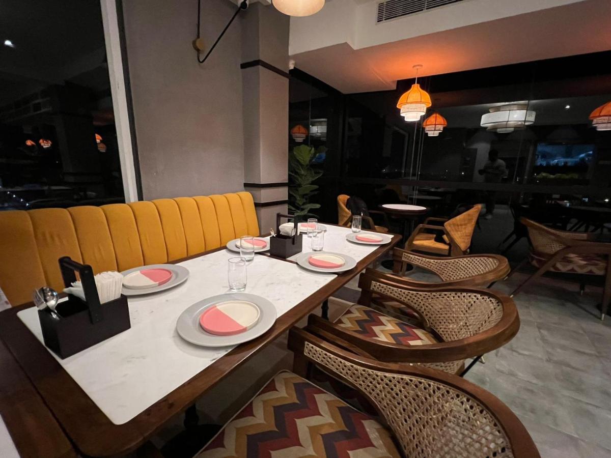 The Convoy Hotel Dibrugarh Ngoại thất bức ảnh