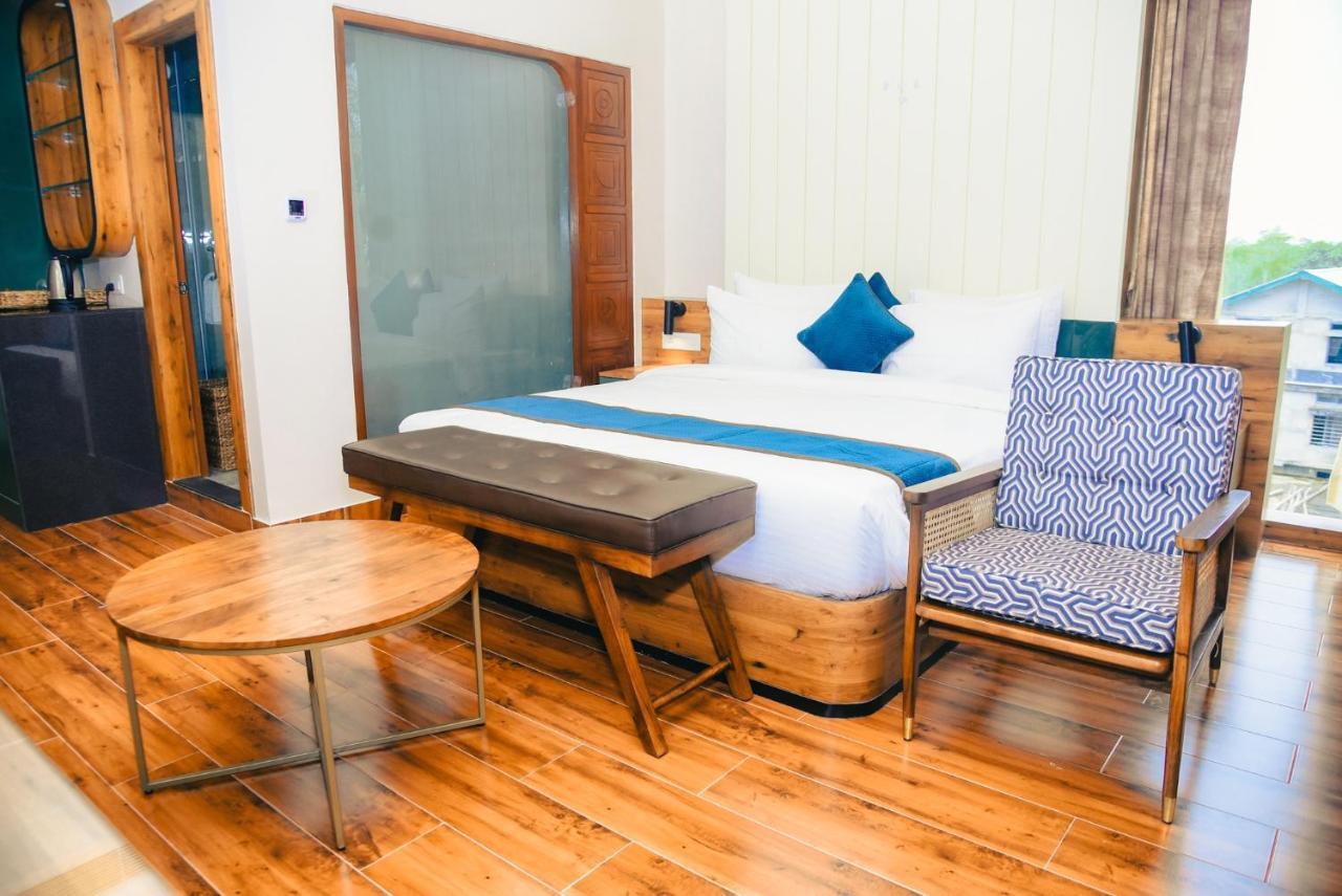 The Convoy Hotel Dibrugarh Ngoại thất bức ảnh