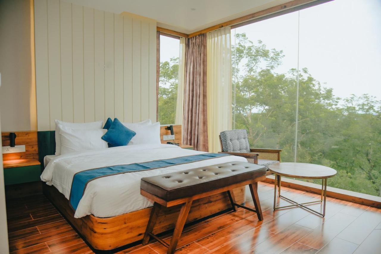 The Convoy Hotel Dibrugarh Ngoại thất bức ảnh