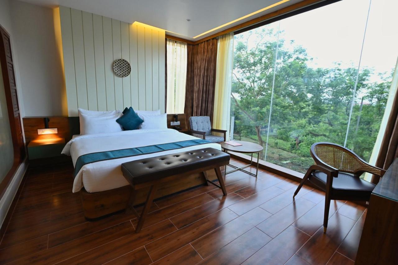 The Convoy Hotel Dibrugarh Ngoại thất bức ảnh